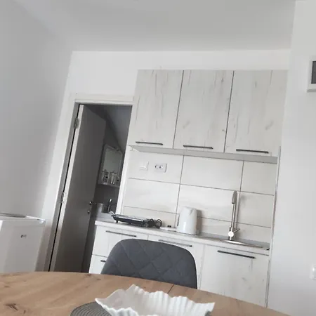 Sobe I Djordjevic * Mladenovac (Belgrade)